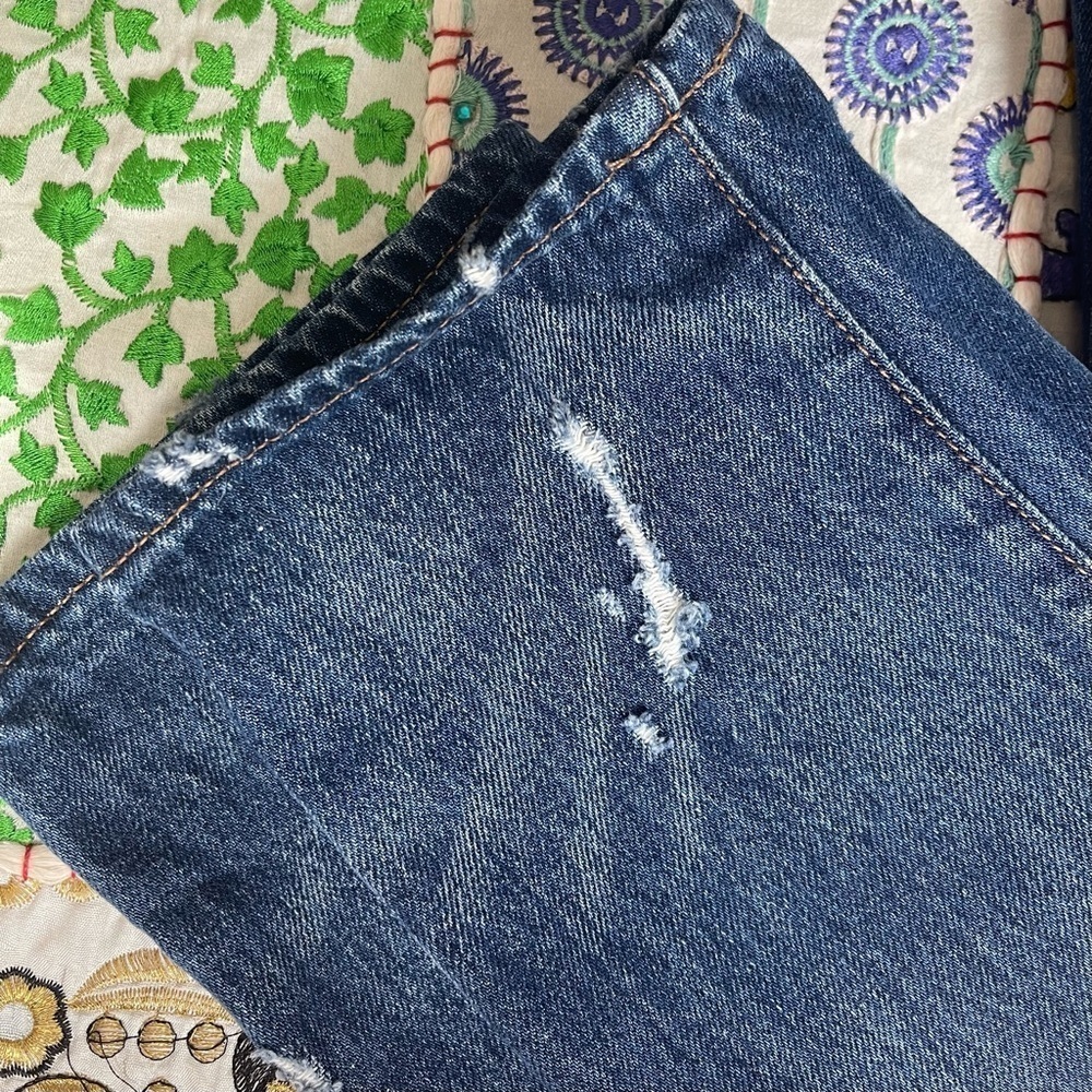 Madewell Classic Straight Leg Jeans in Croston Wash Size 24 - Picture 6 of 15